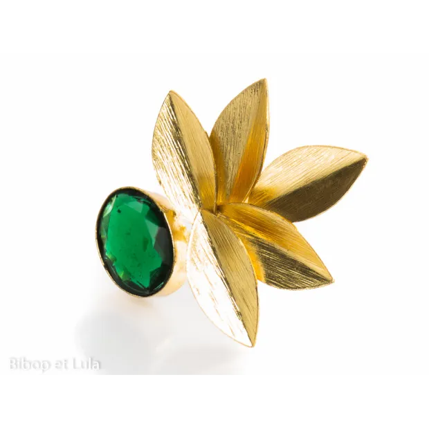 Bague laiton doré pierre verte facettée et feuilles
