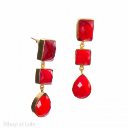 Boucles d'oreilles, clous laiton doré pendantes facettées rouges - Bibop et Lula