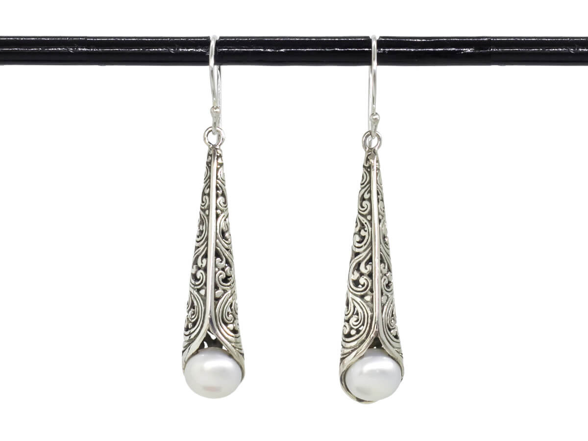 Boucles D'oreilles Pendantes En Argent Massif - Duo De Perles De Nacre - Sans Marque - Occasion