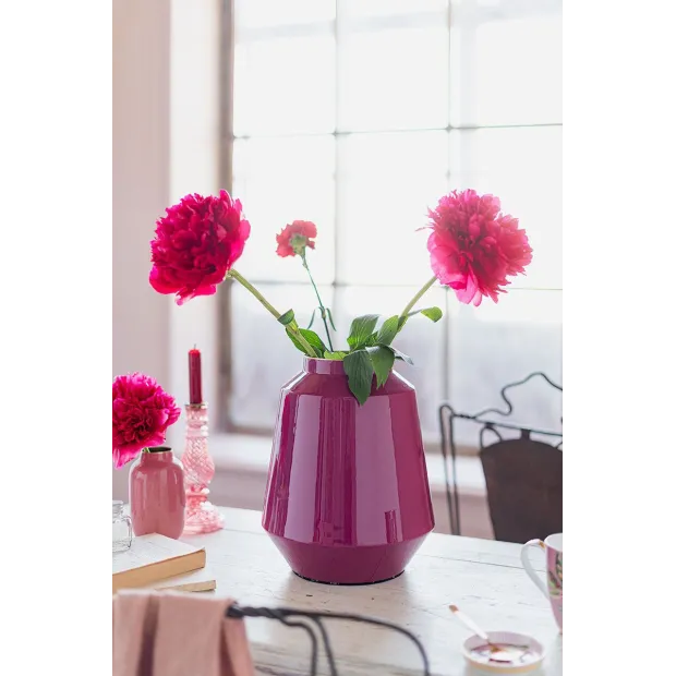 Vase en métal Rose Magenta