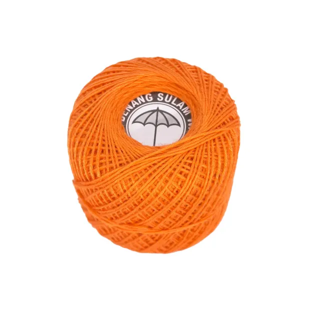 Fil à broder orange en bobine
