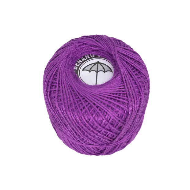 Fil à broder violet en bobine