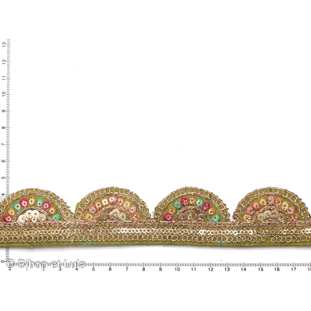 Galon Maharaja vert olive brodé de sequins colorés et fils dorés à bord arrondi