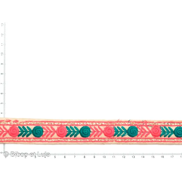 Galon indien surate nude floral rose brodé