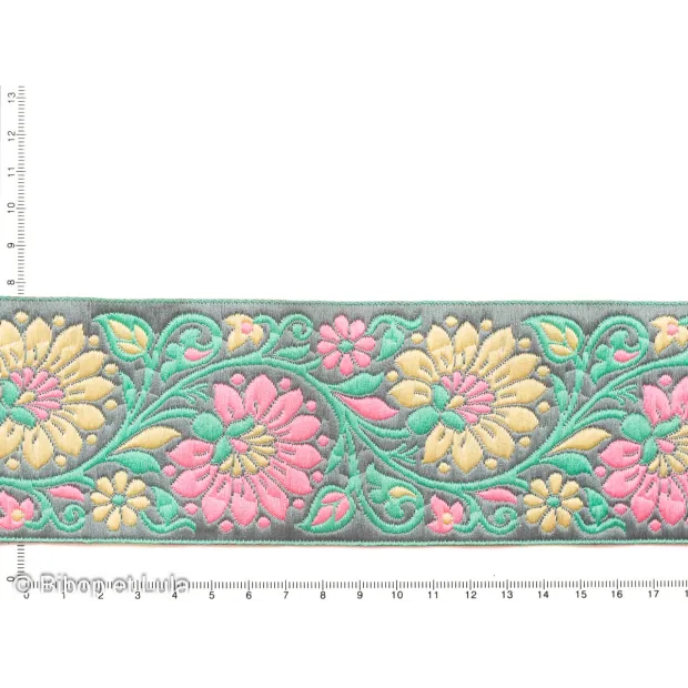 Galon ruban indien brodé floral Bilara gris
