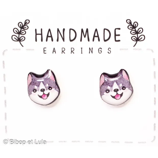 Puces d'oreilles Husky