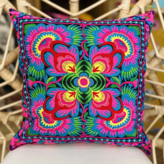 Housse de coussin brodé Laoturquoise