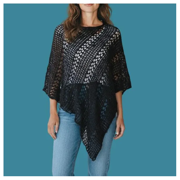 Poncho en laine ajourée Noir
