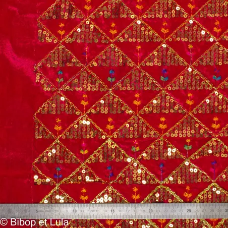Velours Bollywood rouge foncé brodé