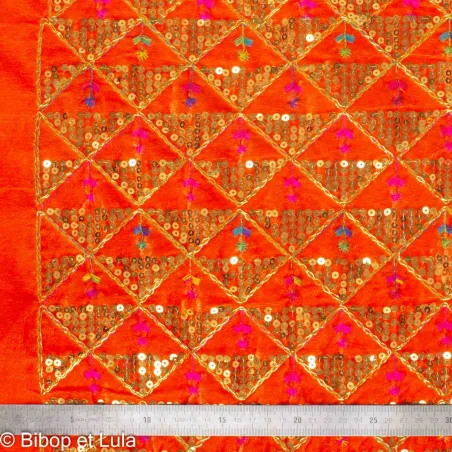 Tissu indien Bollywood brodé de sequins Naraja
