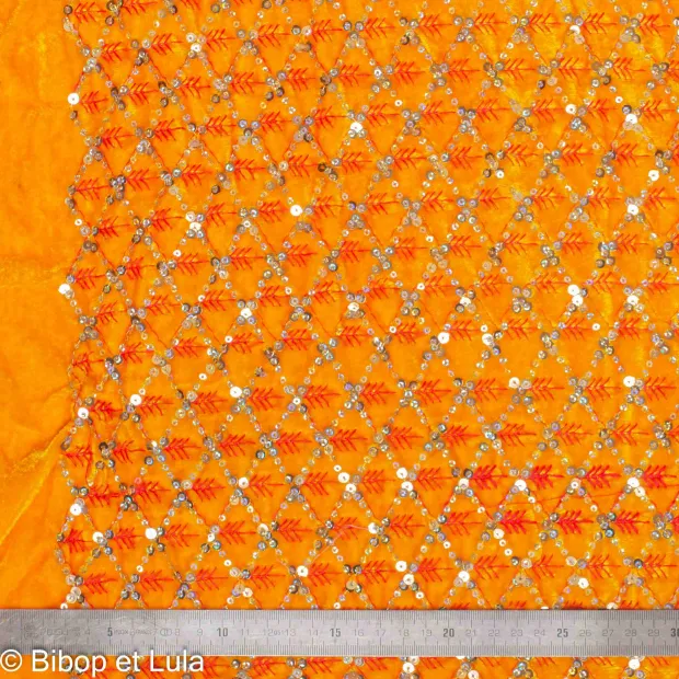 Tissu indien Bollywood brodé de sequins Losange