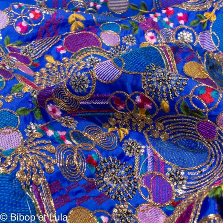 Tissu indien Bollywood brodé de sequins Kalar bleu