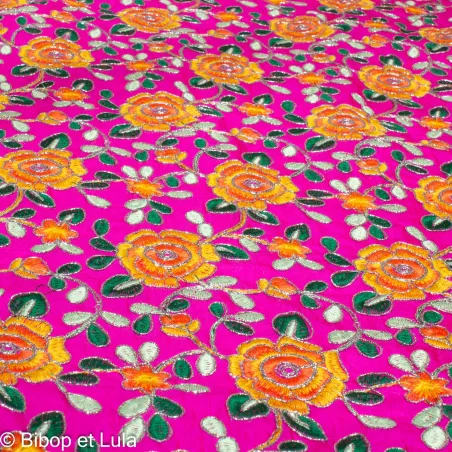Tissu indien Bollywood brodé de sequins Dheun