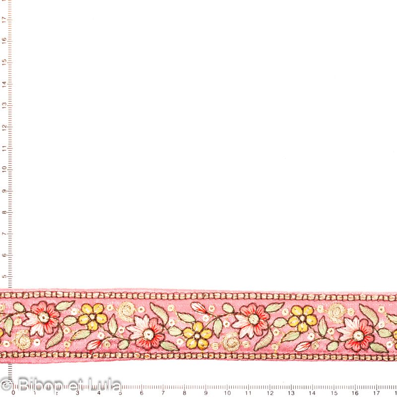 Galon brodé Roseraie fond rose