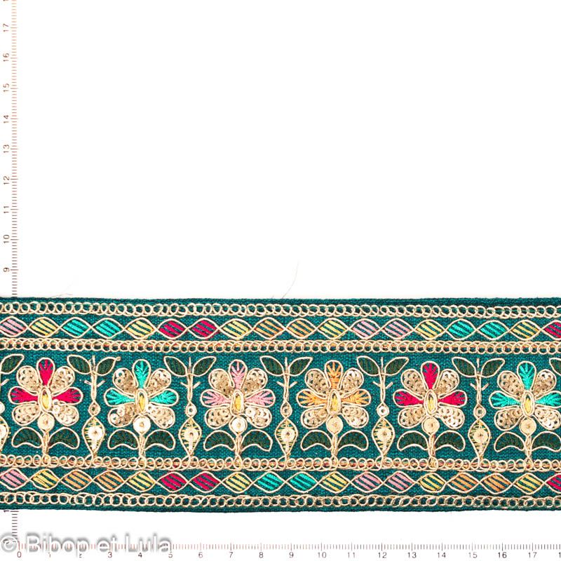 Galon brodé Flora fond bleu canard multicolore
