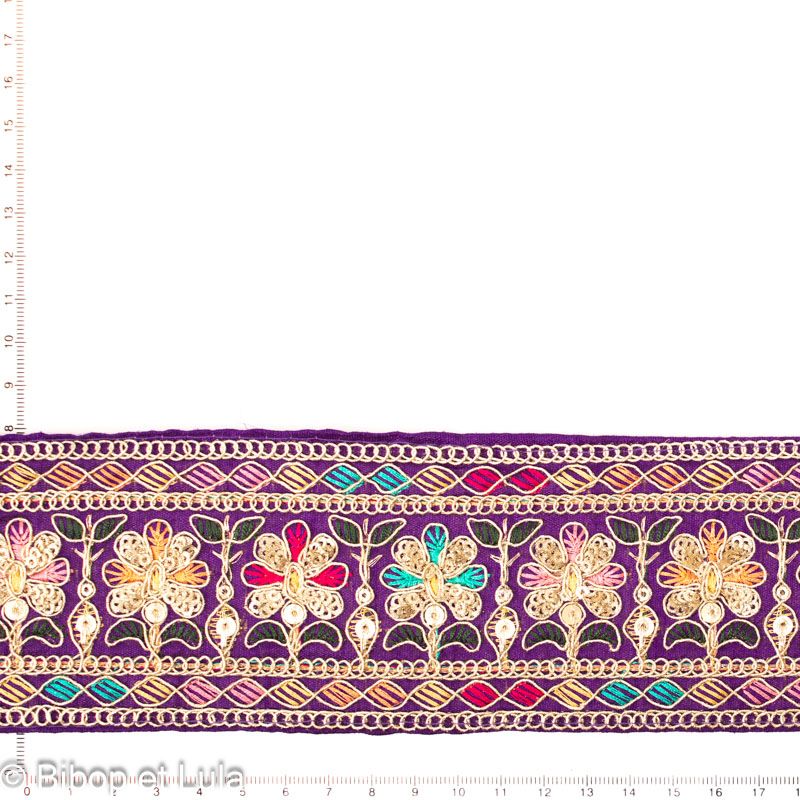 Galon brodé Flora fond violet multicolore