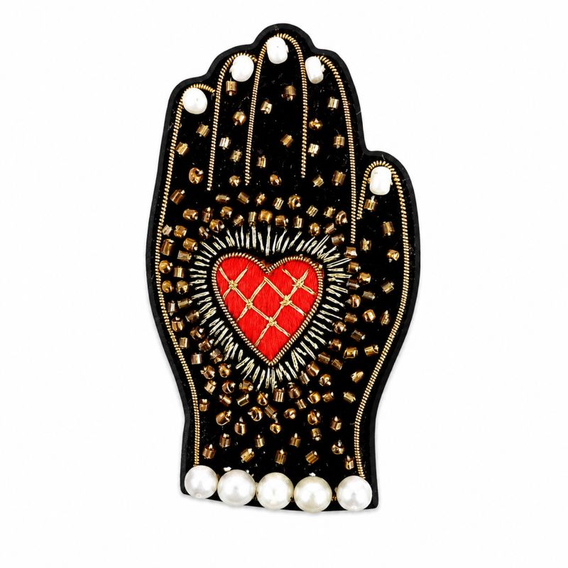 Broche Main