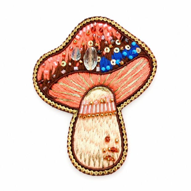 Broche Champignon brodé (rose)