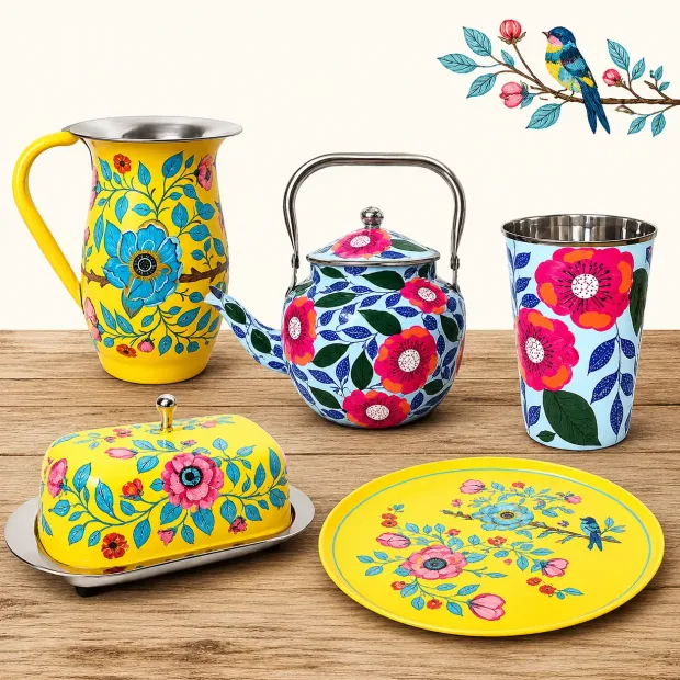 Vaisselle colorée et accessoires cuisine